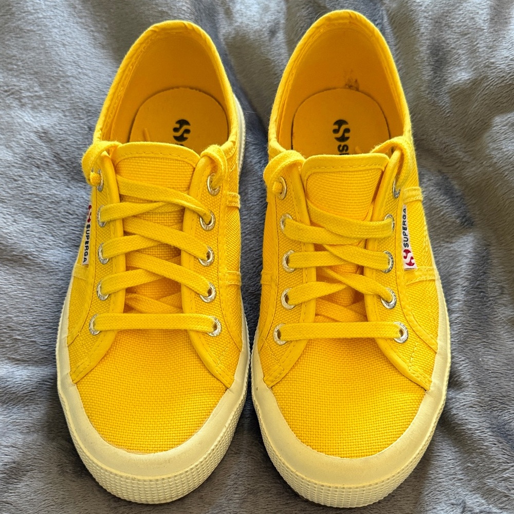 Superga Yellow Low-Top Canvas Sneakers. EUC